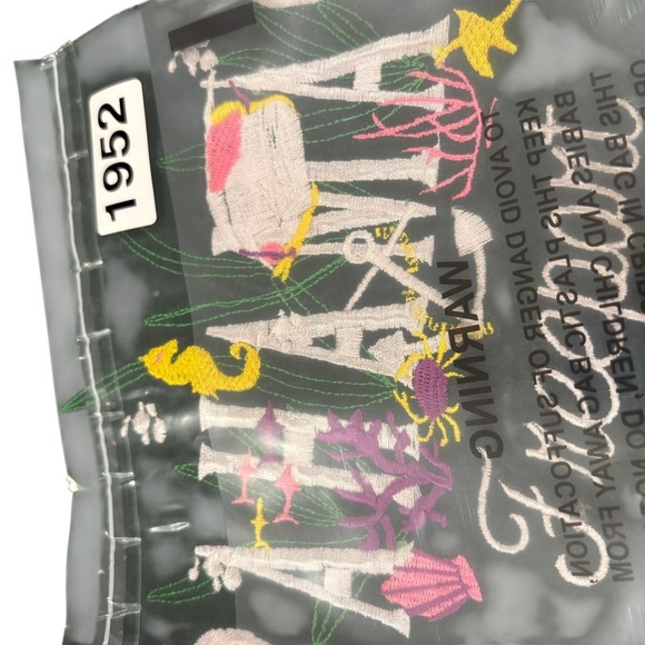 VTG Y2K Bahamas‎ Embroidered Tee tropical Graphic Sz L grunge  single stitch - Picture 8 of 9